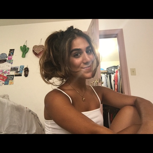 Meet your Posher, Golnar - Picture 1 of 1